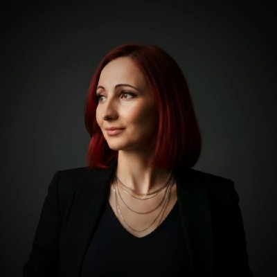 Portrait of another client testimonial speaker on the Stories page