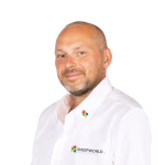 Portrait of Bastian, a customer sharing a testimonial about the intuitive CRM interface and deal closing.